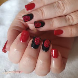 red rose nail art designs